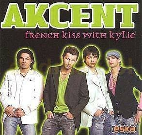 Akcent: French Kiss With Kylie Reedycja