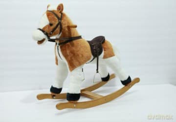 Koń na biegunach duży z dźwiękiem, rusza mordą