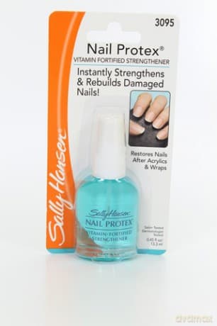 Sally Hansen Nail Protex Preparat do regeneracji paznokci z witaminą E i prowitaminą B5 13ml