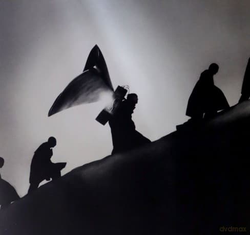 James Blake: Playing Robots Into Heaven