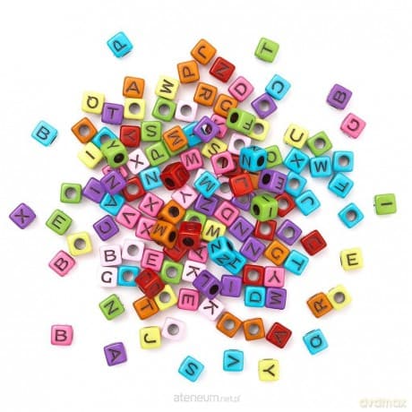 Koraliki literki czarne na kolorowej bazie 30g