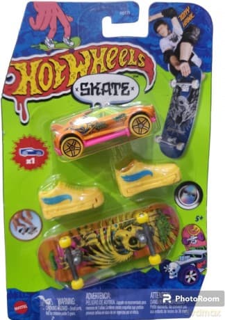 Hot Wheels Skate Deskorolka + buty + auto HNG59
