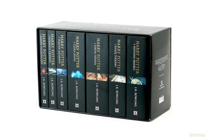 Harry Potter Siedmiopak Tom 1-7 Czarna Edycja (wydanie 2024) - J.K. Rowling