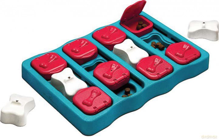 NINA OTTOSSON - Dog Brick Plastic