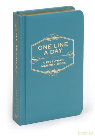 2019 One Line A Day: A Five-Year Memory Book - Chronicle Books