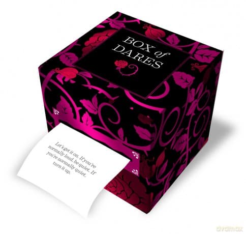 Box of Dares: 100 Sexy Prompts for Couples - Chronicle Books