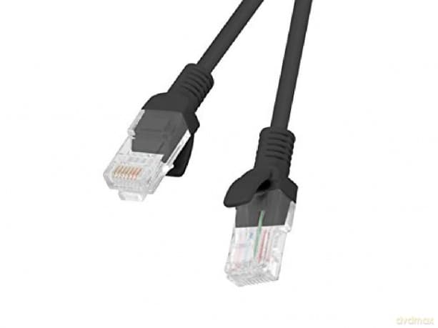 Patchcord kat.5e 1.5M UTP czarny