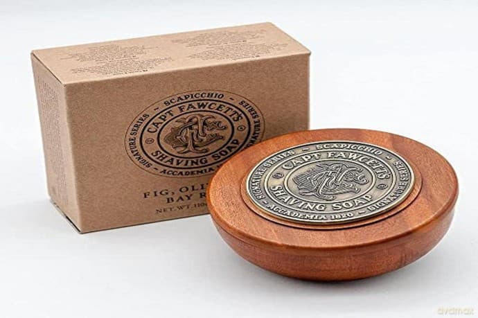 Shaving soap in a wooden box xScapicchio Shaving Soap 110 g