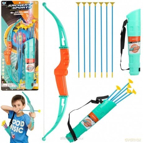 Łuk z kołczanem i strzałami