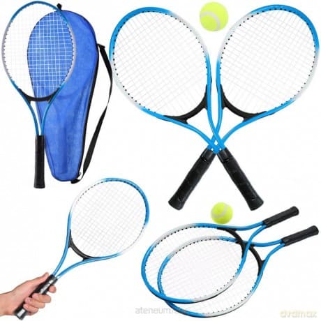 Rakiety do tenisa w pokrowcu