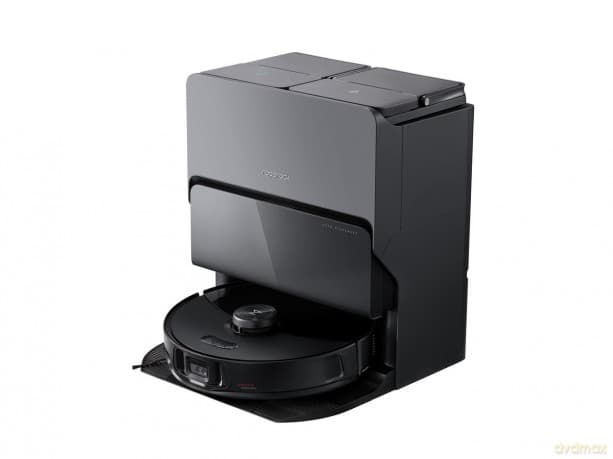 Roborock - S8 MaxV Ultra Robot Vacuum and Mop Cleaner with Self-Cleaning Station - Black