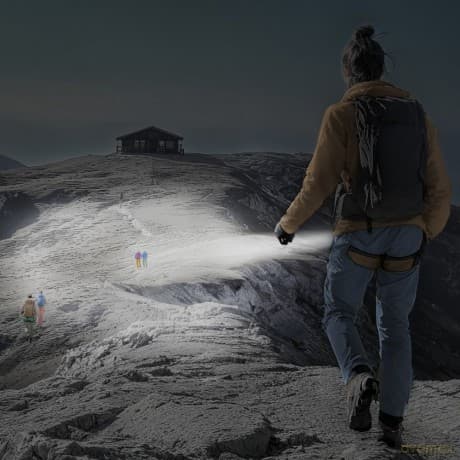 Latarka turystyczna led flx600 600lm 240m