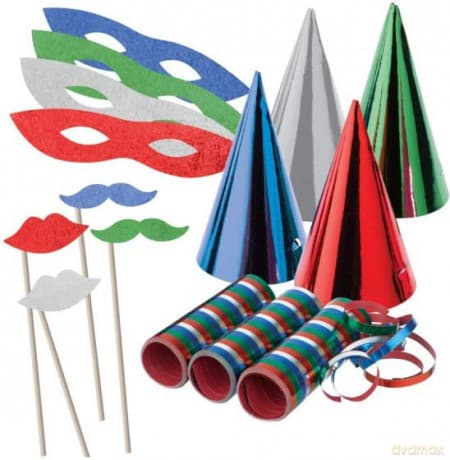 Zestaw imprezowy 20 elementów konfetti czapeczki maski wąsy