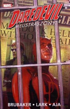 Daredevil (Tom 4) Nieustraszony - Ed Brubaker, Michael Lark, Stefano Gaudiano, David Aja