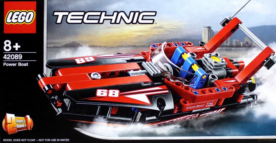 LEGO Technic Motorówka (42089)